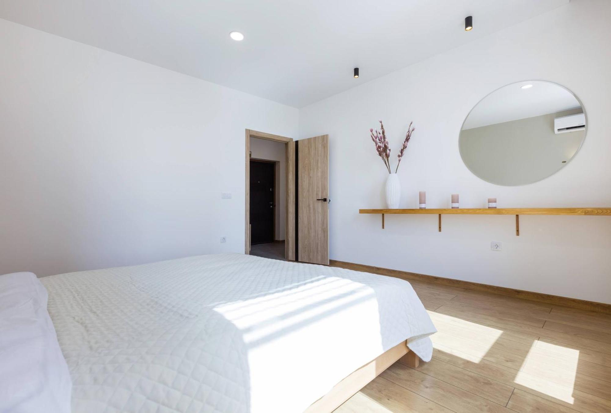 Nyvky Like Home - Nyvky Park - Apt 45 Kiev Ngoại thất bức ảnh