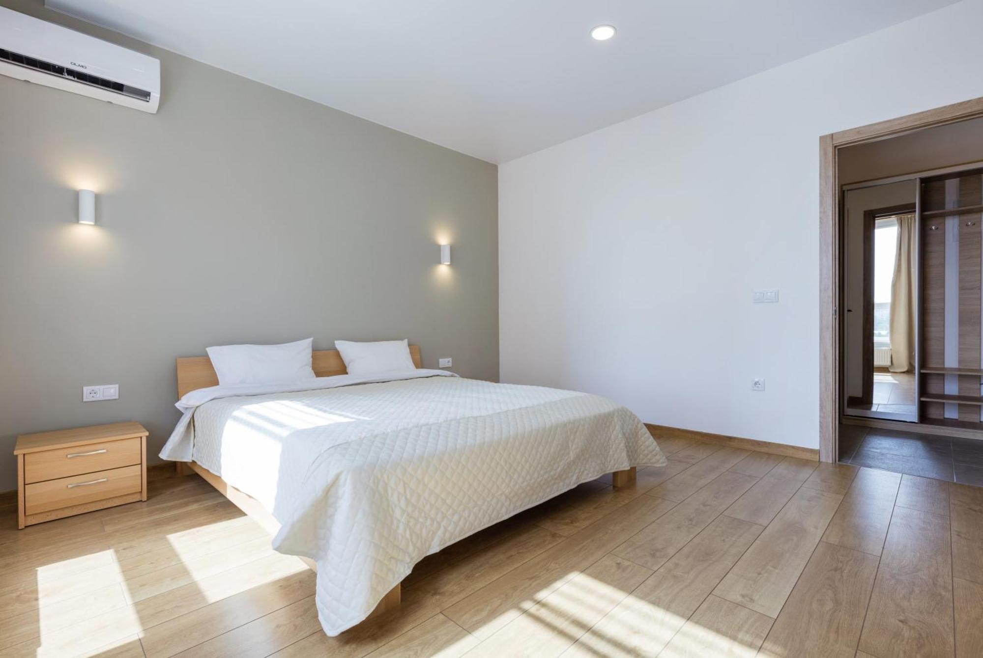 Nyvky Like Home - Nyvky Park - Apt 45 Kiev Ngoại thất bức ảnh